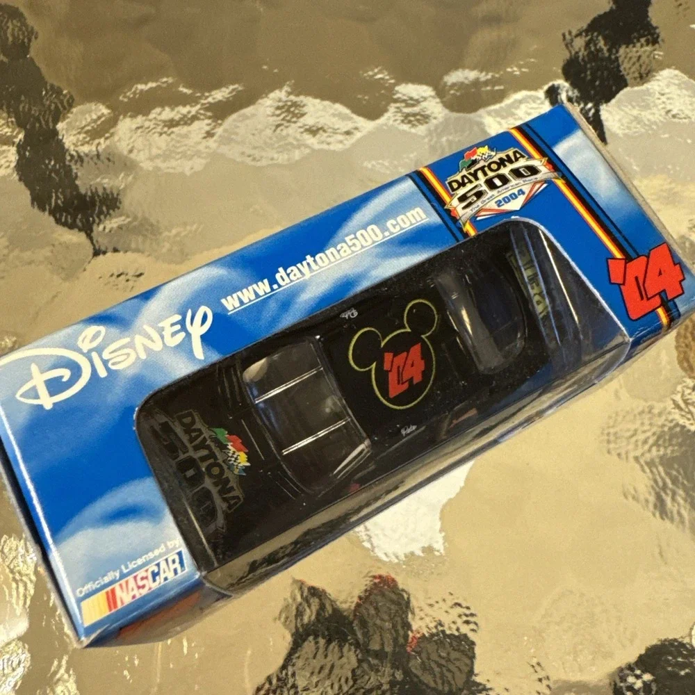 2004 Disney Daytona 500 Pete Promo 1:64 Car Daytona International Speedway‎